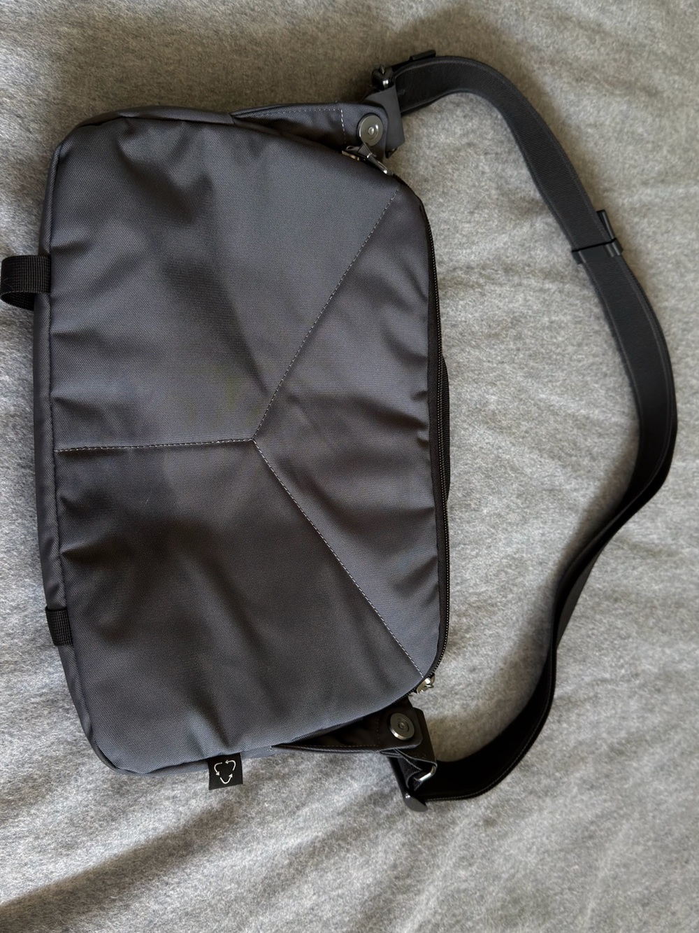 Pacsafe slate Crossbody Sling Bag - Anti-Theft - Picture 2 of 7